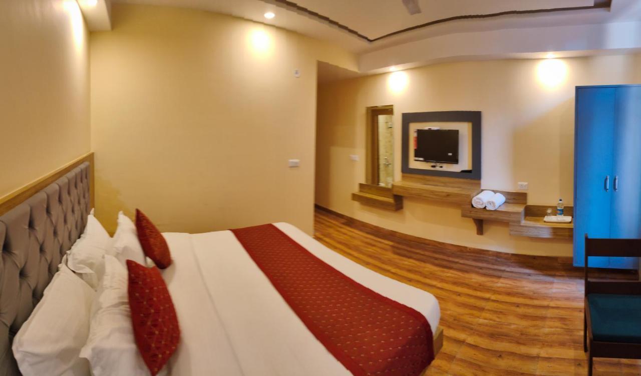 The Fragrance Hotel Katra  Esterno foto