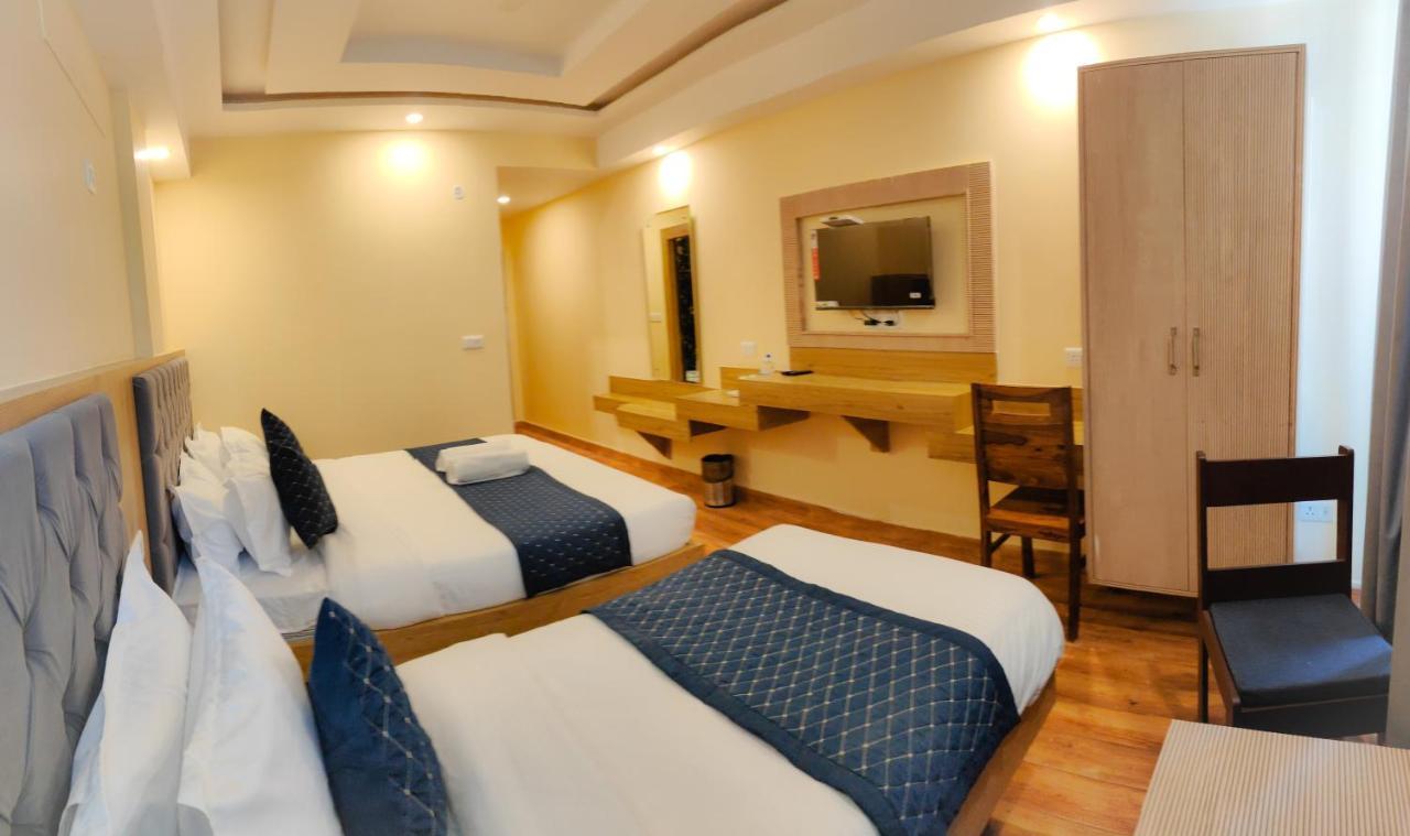 The Fragrance Hotel Katra  Esterno foto