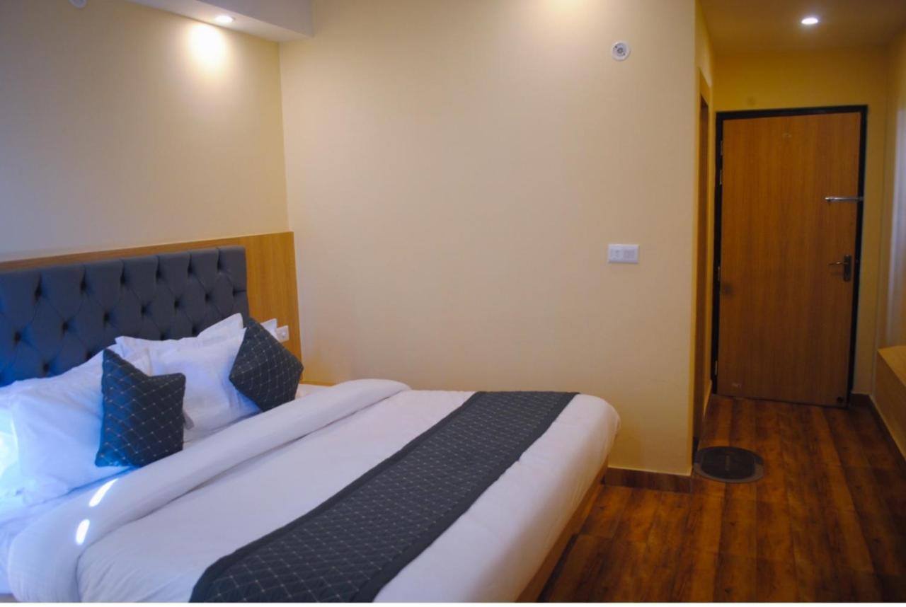 The Fragrance Hotel Katra  Esterno foto