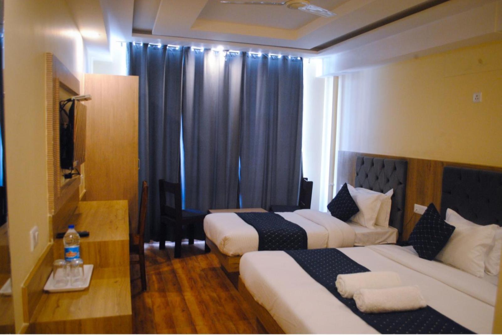 The Fragrance Hotel Katra  Esterno foto